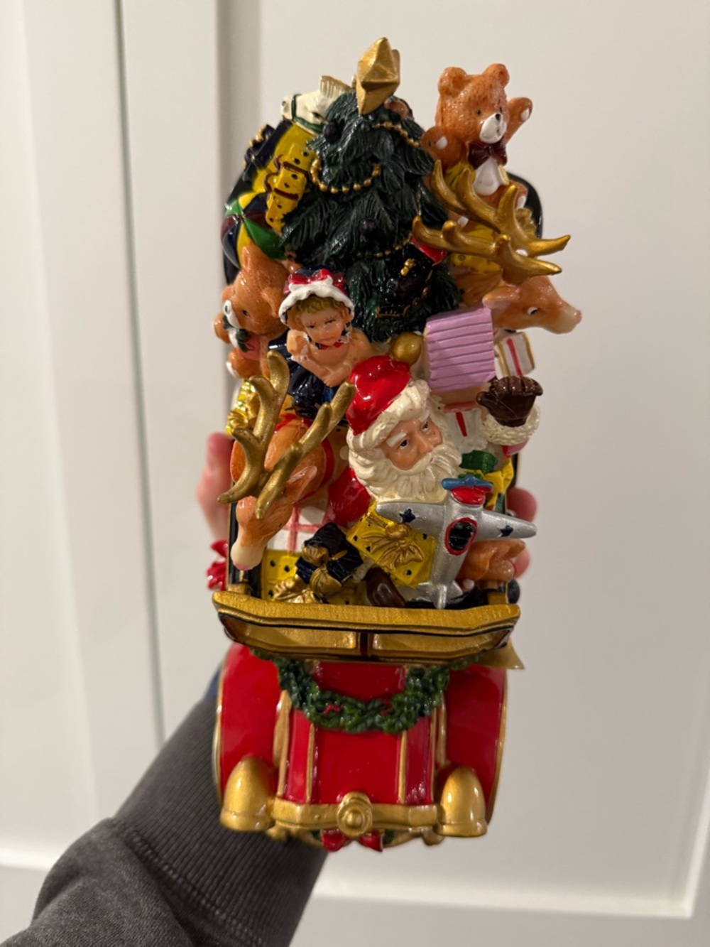 Fitz and Floyd Santa's Classic Car Musical Christmas figurine - new in box - Picture 2 of 9